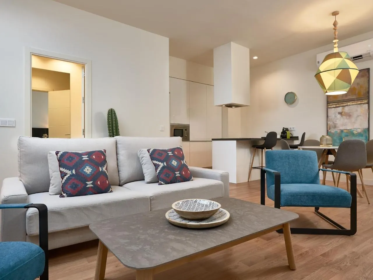 Jose Velilla Apartment Seville Spain